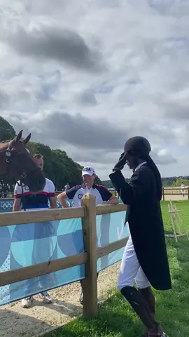 @Snoop Dogg in the HOUSE!!!! 🇺🇸🐴😎 #Paris2024 #equestrian #olympics #snoopdogg #dressage 