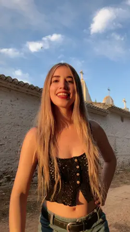 Agosto mes del Sullu 🫡🦙  Síganme en ig: _mireii_ ❤️