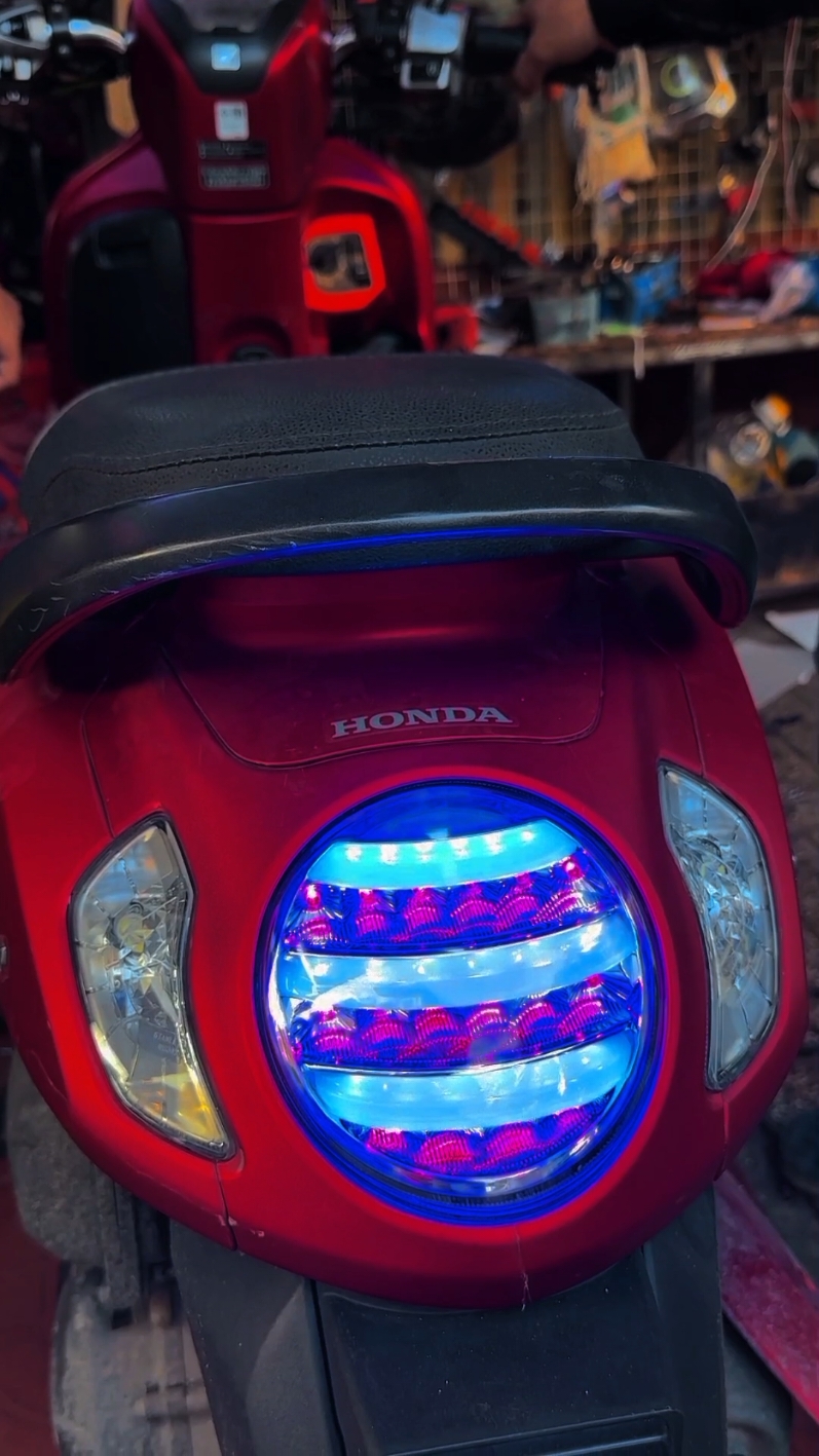 stoplamp JPA bisa untuk Scoopy new tahun 2021-2023. bisa cek keranjang kuning #stoplampscoopy #scoopymodifikasi #scoopy #scoopyindonesia #scoopy2021 #scoopypropperindonesia #scoopypropperindonesia #scoopyprestige #scoopyproper #scoopyplatkt #promoguncang88 