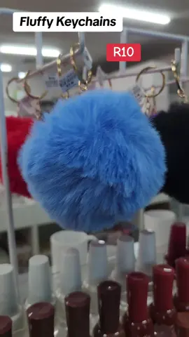 Fluffy Keychains. #fluffykeychain #fluffykeychains #keychain #pompomkeychain #hashtagmystore #fyp #viral #bags #shopping 