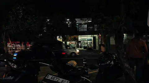 night. #cinematic #cinematography #night #vibes #city #jombang #fyp 