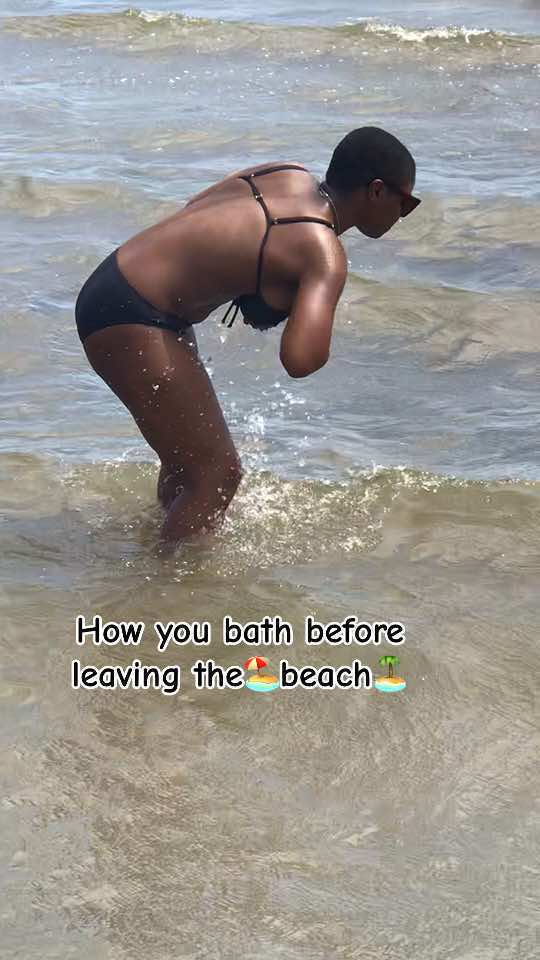 Memories#babygirl#beach bath😂