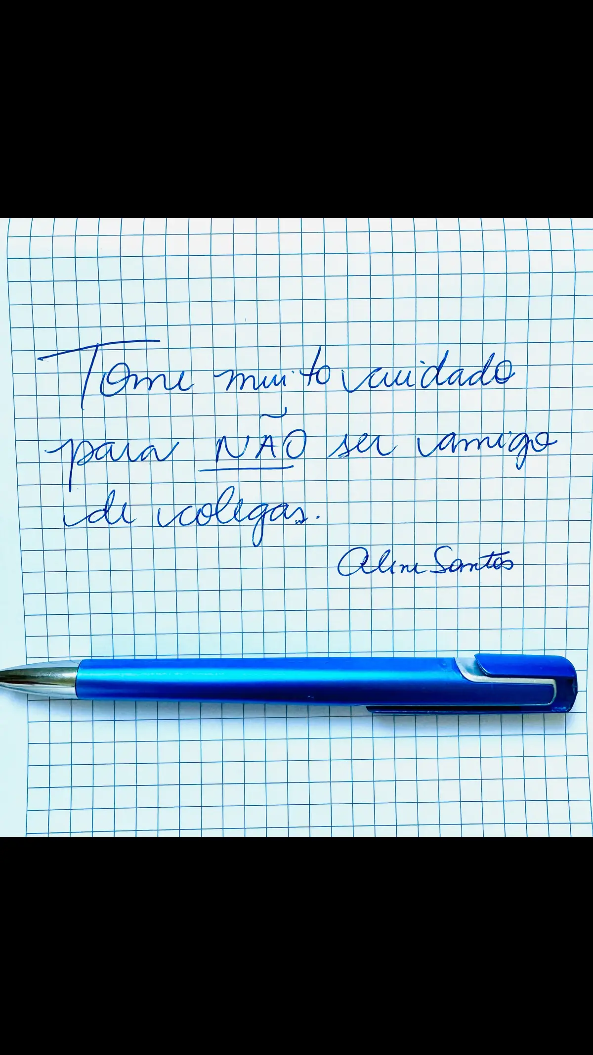 Já fui muito inocente no passado ao confiar em algumas amizades no trabalho. Somos naturalmente seres relacionais, e conversar coisas íntimas com pessoas que deveríamos ter mais cautela é comum do ser humano. Se existe um conselho que é unanimidade no mundo do trabalho é: tenha cautela com “amizades”, muitas vezes as pessoas usam do que você se abre com elas para se autopromover. E se você já está num ambiente onde está custando sua paz, repense testando sua empregabilidade: sou mentora de carreira e a melhor hora de buscar um novo trabalho e fazer diferente desta vez, é quando está trabalhando. Conte comigo e faça diferente ainda em 2024 🤜🏻🤛🏻 #amizades #colega #emprego #vagas #clt #entrevistadeemprego #curriculo #linkedin 