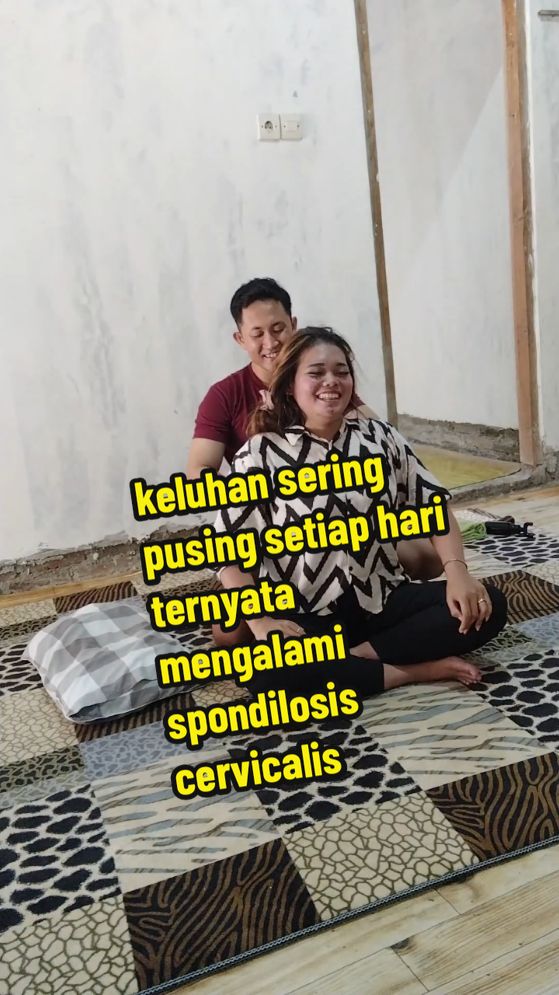 keluhan sering pusing setiap hari setelah di cek ternyata mengalami spondilosis cervicalis atau penyempitan di tulang leher😱😱 tapi tenang langsung sembuh kok😄😁😁📍 Kretek Madiun .. lokasi jl.raya dungus-kandangan DS.wungu RT 06 RW 01 Kel Wungu kec Wungu kab Madiun Jawa timur  Open hours 10.00-20.00 https://maps.app.goo.gl/Dzs7zKcDc99NyePTA ☎️ Reservasi 085706772825  #terapikretekmadiun #kretekmadiun #chiropracticmadiun #pijatkretekmadiun #masterkretekmadiun #bonesettingterapi #kretektulang #reposisitulangdansendi #asmrchiropractic #kretekabalabal #krek #kretekkretek #madiunAe #madiun #madiunviral #madiun24jam #hits #trending #viral #fypシ゚viral #fyp 