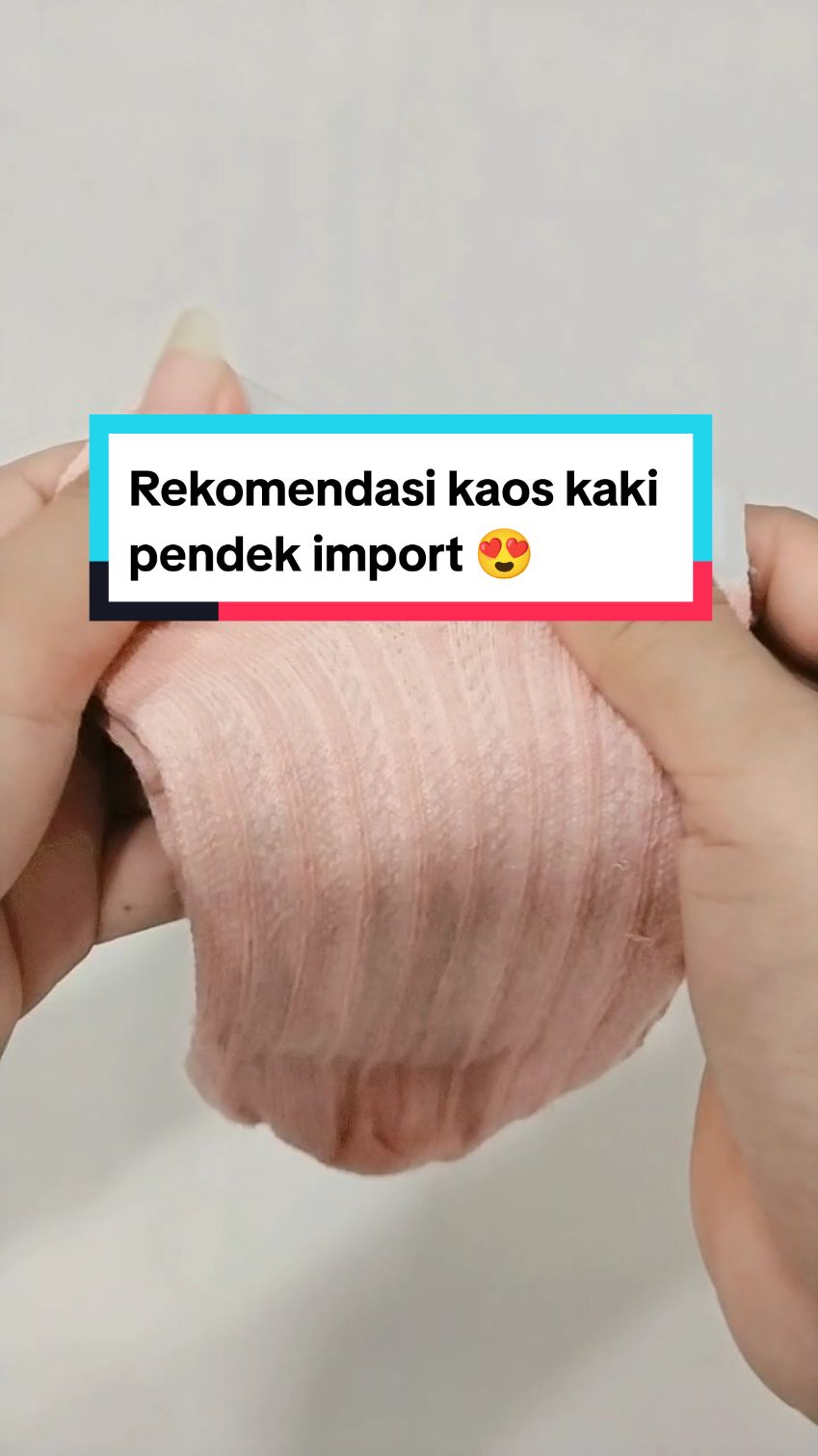 Kaos kaki pendek import🤗 Yuk yang mau buruan diorder sekarang guys🥳🛒 #kaoskaki #kaoskakipendek #kaoskakiimport #fypシ #racuntiktok #ngereview 