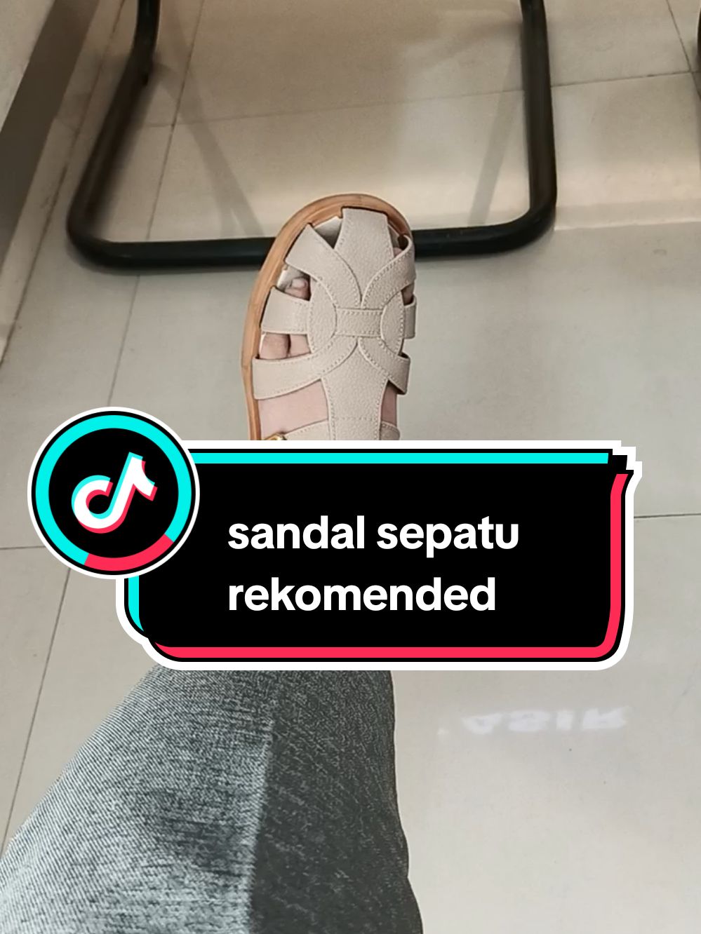 yuk ah gercepin stok menipis #sandalwanita #creatorsearchinsights #fypシ゚viral 