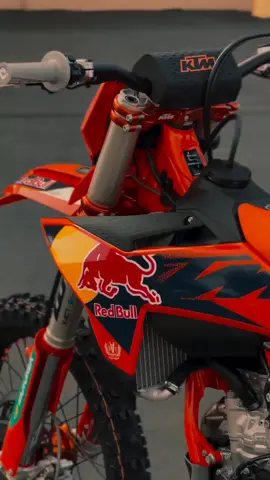 Membayangkan.. #ktm #enduro #motocross #fyp #cinematic 