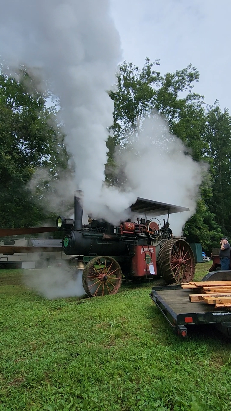 I love this sound. #steamengine #whistle #oldschool #engine #flywheels #mechanic #antique #industry #sawmill #power 