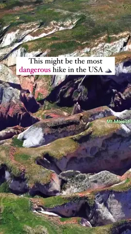 Angels Landing, Zion National Park in Utah is one of the most dangerous hikes in the USA #utah #Hiking #usatravel #exploreutah 