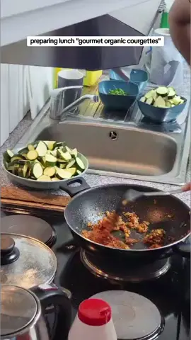 💖gourmet organic courgettes💞   #yummy #manosalwa #tasty #delicious #organic #trending #viral #fyp #MR #kashmiraccessories 