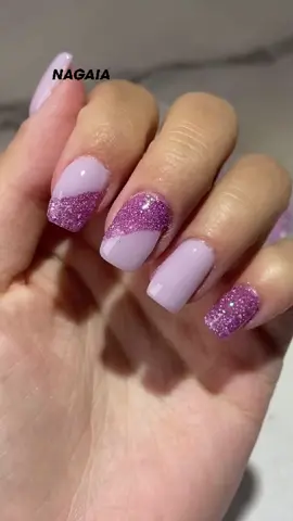 Step-by-step tutorials ✨ to get your curve color block nails dipping done 💅🏻 and understand the fundamental reason  👀 why you have process sucks 😭 #diynails #dipnailsathome #colorblocknail #curvenails #dipnail #dippowder #dipnailsathome #pinknails #shimmernails #glitternails #thenagaia #nagaiadippingpowder #fpy