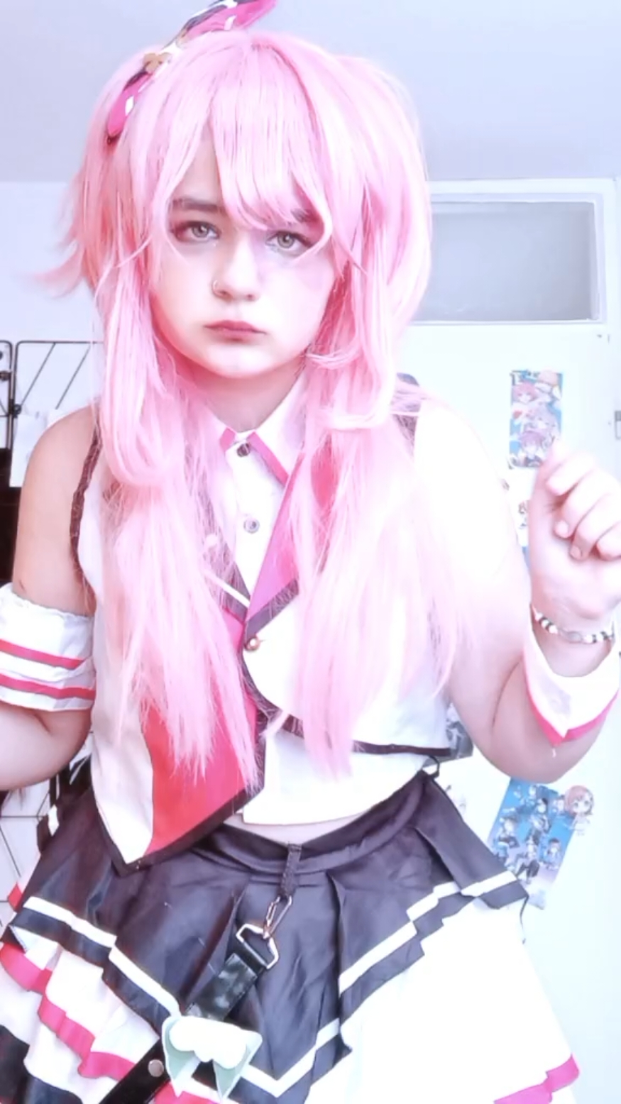[ #momoiairi 🍑] stop why do i barely post..  . . . #xybca #xybzca #anime #yay #airicos #pjskcos #prskcos #cos #cosplay #wig #hethey #momoiairi #genderfluid #lgbt #projectsekaicolorfulstage #projectsekai #airi #momoi #mmj #moremorejump #moremorejumpcosplay #mmjcosplay 