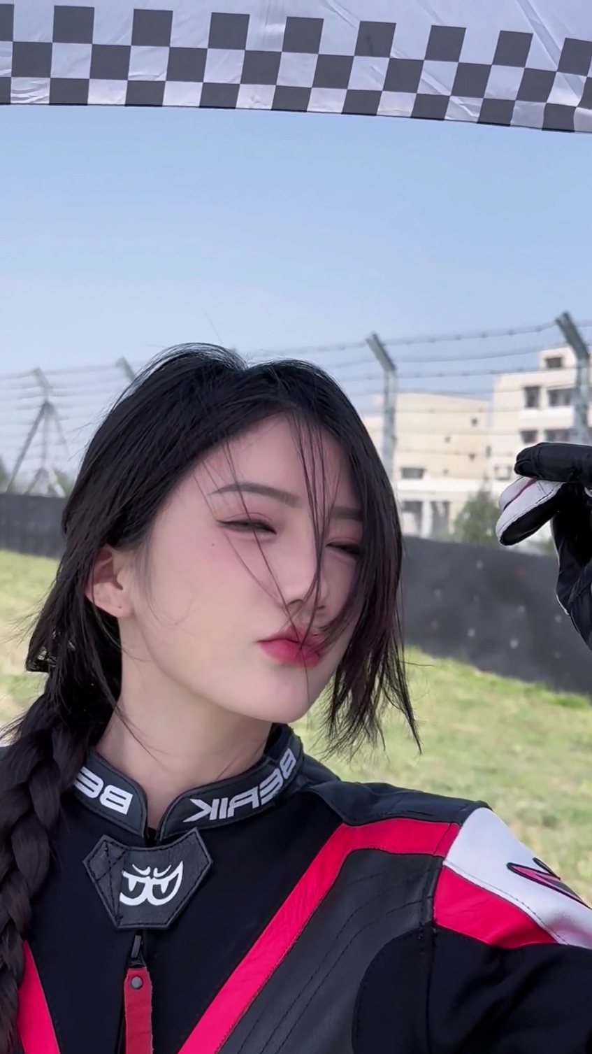 Pain and happiness #motorcycle #bikergirl #fypツ #foryou 