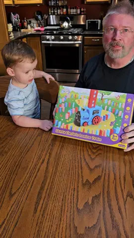 Domino Set Up Train, create Domino lines ready to fall down, quick and easy. Fun toy for children of all ages! #toys #sensory #child 
