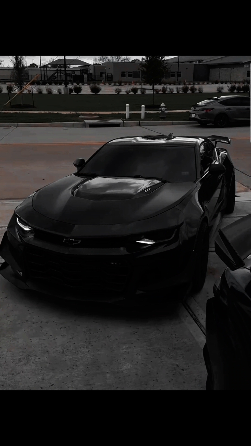 Chevrolet Camaro 🦇 . . . . #dark #car #edit #viral #chevrolet #camaro #black #song #fy 