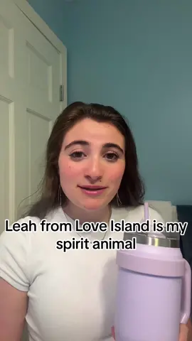 How is Leah so controversial? She’s so iconic (also Serena is criminally underrated and hilarious). #leahloveisland #loveislandusa #LoveIsland #leahkateb @leah.kateb 