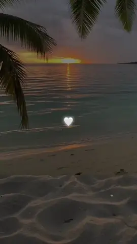 Agosto-Bad bunny🤍✨#parati #viral #edits_layuli #yuli_music #estadosparawhatsapp🎶🥰🎧 
