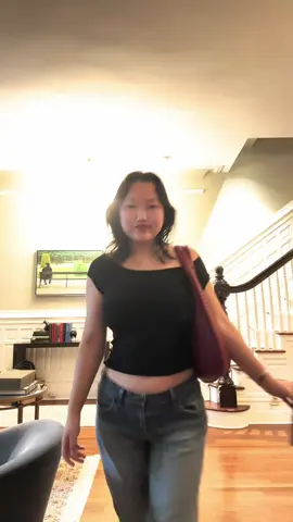 trynna master the nyc chic vibe b4 i move into my apt next week 🎀 #OOTD #biggerchest #fullerbust #fullerbustfashion #fullerbustinspo #outfitinspo 