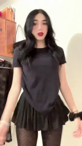 tuve q improvisar porq se me olvidó el baile 