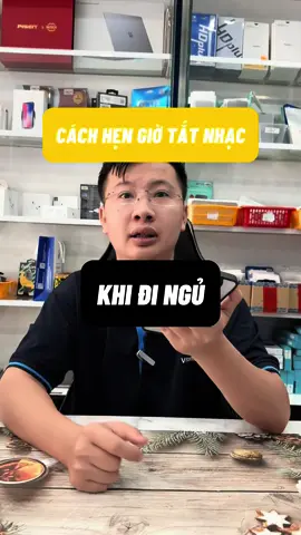 Cách hẹn giờ tắt nhạc trên iPhone #review #reviewiphone #thuthuathay #thuthuatiphone #iphonegiare #iphonetricks #iphonequan9 #vphone24h #vphone #vphone24hagency #sale #thanhlyiphone #saleiphone #pisen #sacnhanh30w  #sacbaovepin #mophie  