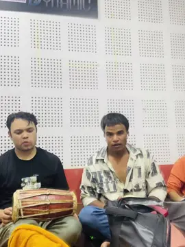 २०६६ साल तिर यसै गरि दाङ तुल्सिपुर नयाँ बस्तिमा मैले गायको थिय त्यसपछि यो गित लाई धेरै ले माया गरिदिनु भयको थियो आज फेरि त्यस्तै झल्को आयो फेरि एकचोटि पोस्ट गरेको छु ❤️🤗🙏 #reelsvideoシ #reelsviralシ #reelsfbシ #reelsfypシ #reelsfacebook #shaktichand #reelschallenge #reelstrending #शुभदिन Shakti Chand Shakti Chand Thakuri Anita Chand Thakuri सरिता चन्द ठकुरी @followers @highlight Bhuwan Gandharva Bimal Chhinal#foryoupage #goviral #trending #fuldaifuldaijausong #shaktichandsong❤ 