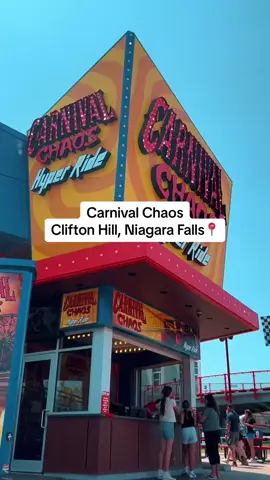 Hop on our Carnival Chaos ride at Clifton Hill! Ready for a scare? 😨 🎥 Credits to @cliftonhillniagara  #triotech #creatorsoffun #cliftonhill #carnivalchaos #niagarafalls #hyperride #amusement