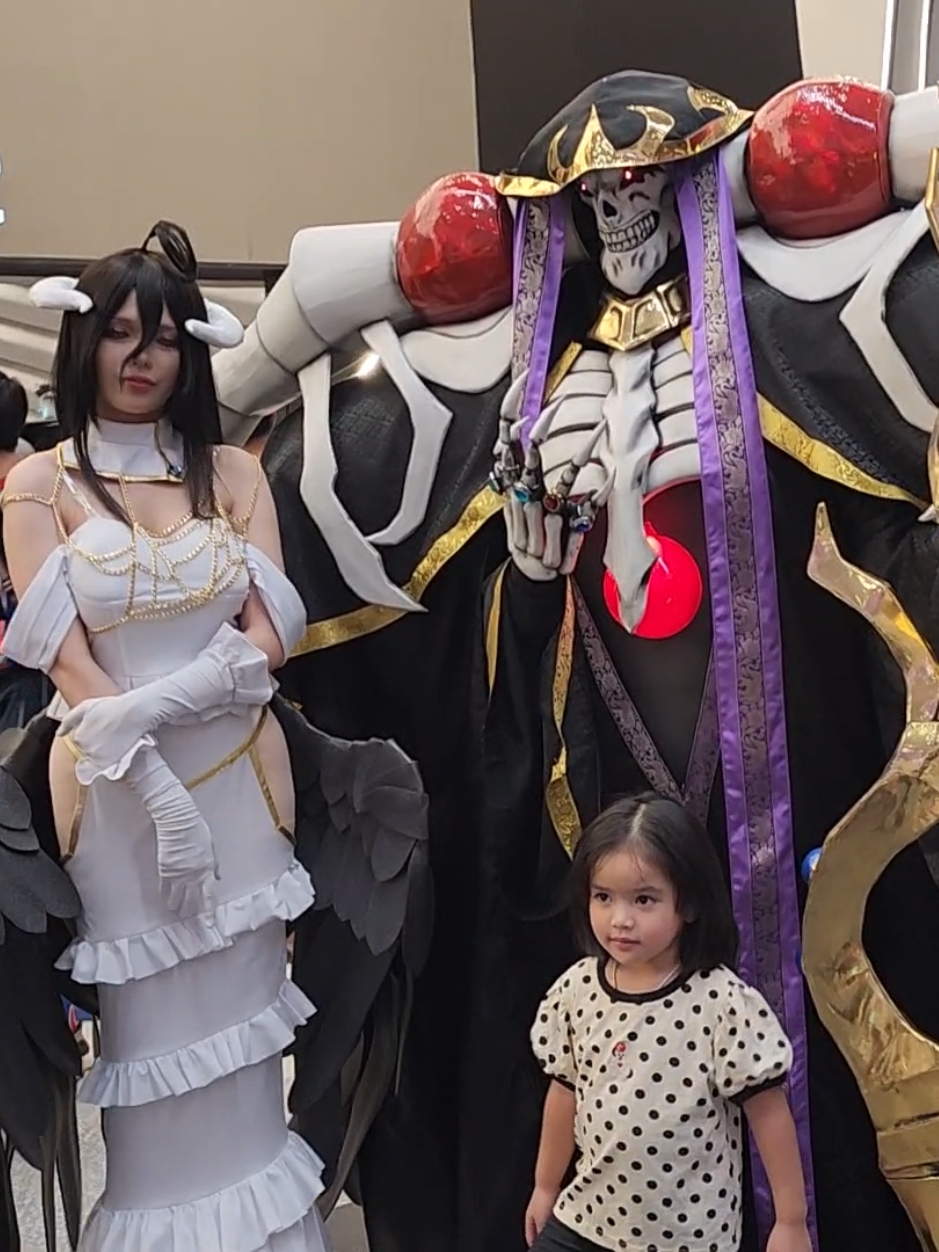 น้องชอบท่าน Ainz มีส่งจุ๊บด้วย😆😆😆 #overlord #ainzooalgown  #cosplay #anime 