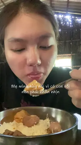 Mẹ mình hay nói vì có con rồi nên phải nhẫn nhịn #dailyvlog #ancungtiktok #ngoquoctuyen #tragung #tragunghungphat #hungphatea #dangtrayeuthuong #vulan2024 #tinhthenuoc 