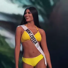 The way she walks 🔥💅  #sthefanygutierrez #missvenezuela #missuniverse 