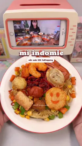 Trả lời @ăn thịt trẻ con trên m8 nay săn 20.000 được hộp indomie full topping lun #motbuaonha #hanoi #vietnam #food #ancungtiktok #2024 #fyp #LearnOnTikTok #mukbang #asmr #mukbangasmr #grabfood #andem #anvat #sinhvien #migoi #mitron #indomie #xienban #xucxich 