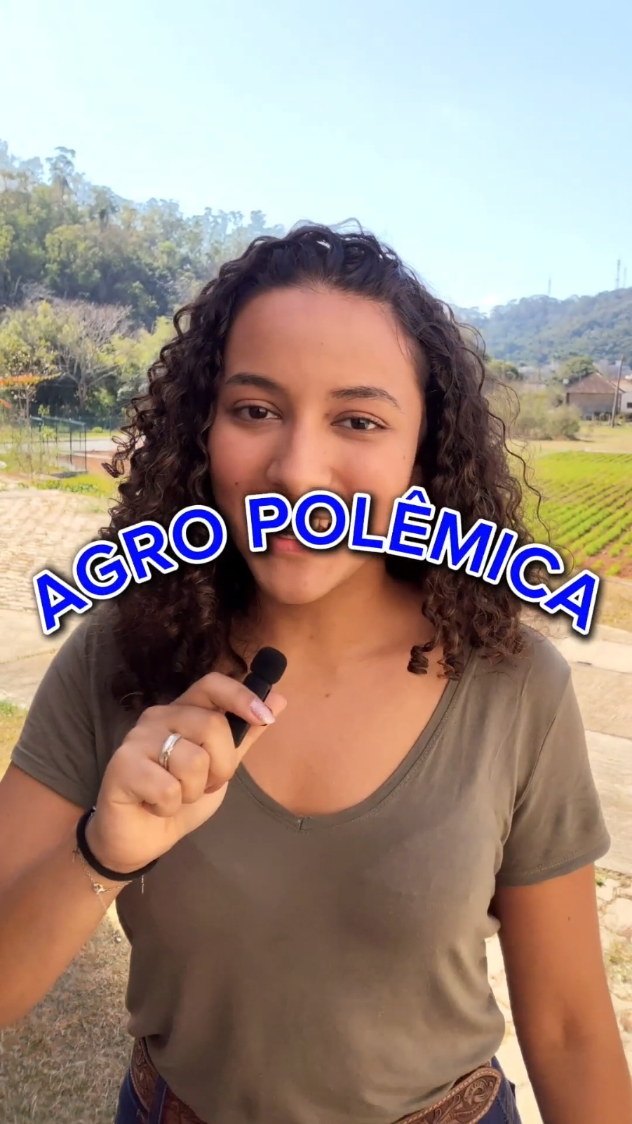 Você já deixou de comprar um alimento no supermercado por ver o símbolo de #Transgênico na embalagem? Causam c4ncêr?  No #AgroPolêmica, trazemos os especialistas da área para responder as questões mais calorosas sobre o Agro em menos de um minuto!  Hoje, contamos com a participação do renomado professor e doutor em Genética e Melhoramento, Aluízio Borém, autor de diversos livros e professor da Universidade Federal de Viçosa. #agro #planta #alimentaçaosaudavel #comidadeverdade #comida #genetica #saude #brasil #polemica #pecuaria #fome #mst #Agronomia #zootecnia #farm #bruto #fyp #viral #nutrition #cancer  #nutricao #esporte #life #natureza 