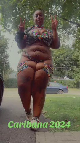 EveryBODY plays mas! The end 😊 Couldn’t miss my favourite time of year🫶🏾 hoping to go to an intl mas next year💞 #caribana #torontocarnival #mas #toronto #soca #caribbean #bodypositivity #thickfit 
