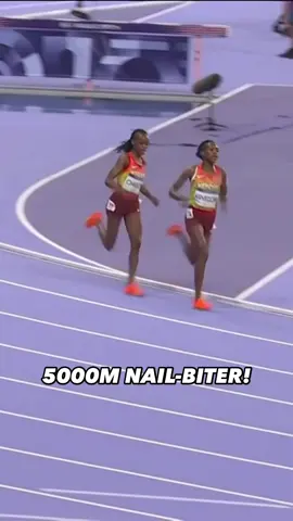 An absolute DRAG RACE in the last stretch of the women’s 5000m! 😱 #ParisOlympics #trackandfield  📺 NBC & Peacock 