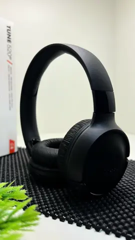 Não esqueça de deixar seu like 🤩. Fone JBL Tune 520BT. Se você tem dúvida se deve ou não comprar esse modelo, fique nesse vídeo. #jbl #jblbrasil #fonebluetooth #headphones #a#tecnologia #unboxing 