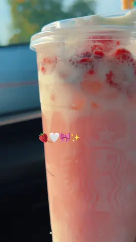 @Starbucks pink drink with vanilla sweet cream cold foam 🍓🤍🎀 #foryou #fypシ゚viral #fypage #fypviralシ #twilight  #fyppppppppppppppppppppp #fypp #fyppp #foru #forupage #tiktok #tiktoker #viral #foruyou #foryour #follow #like #trending #trend #Summer #summervibes #starbucks #starbucksdrinks #starbucksathome #starbuckshack #starbuckscup #drink #drinktok #fall #autumn #aesthetic #aesthetics #fallaesthetic #autumnvibes #summer #summervibes #starbucksathome #starbuckshack #starbuckscup #mocktail #mocktails #strawberry #drink #drinktok #drinkforsummer #summerdrink #summerdrinkideas #caffeinefree #caffeine #vanillasweetcreamcoldfoam #vanillasweetcream #vanilla 