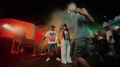 Crazy Design, La Perversa - Te Di Banda (Video Oficial) #laperversa #crazydesing #tedibanda #foryou #viral #tiktok #trending #goviral #greenscreen #trend #dance #baile #dúo #like #paratii #musica #video #viraltiktok #fypシ゚viral #fypage #fypviraltiktok🖤シ゚☆♡ #fypvirall #explore #canciones #cancionesparahistorias #cancionesparadedicar #dembow #dembowdominicano #tiktoklatino #tiktokmusic #challenge #dancechallenge 