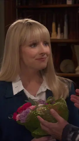 Love and inspiration collide in the courtroom 💕👩‍⚖️ Watch #NightCourt streaming now on @Peacock #melissarauch #KunalNayyar 