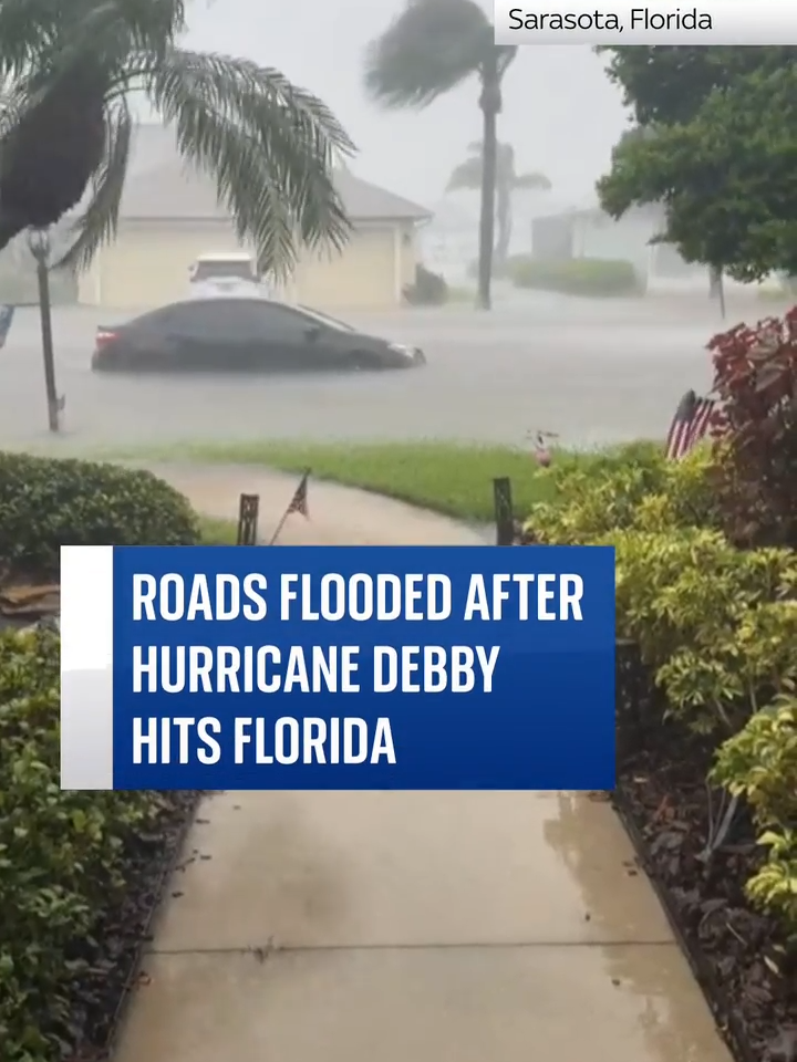 Tropical Storm Debby was upgraded to a category one hurricane, as it brought winds of up to 80mph and torrential rain to parts of the US #us #stormdebby