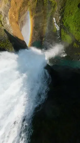 I can’t believe my drone survived this dive 🤯 #fpvdrone #iceland #waterfall @GoPro 