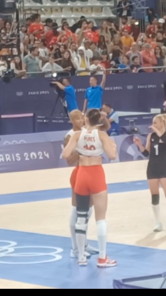 #melissavargas #zehragunes #zehragünes #fileninsultanlari #voleybol #fyp #volleyball 