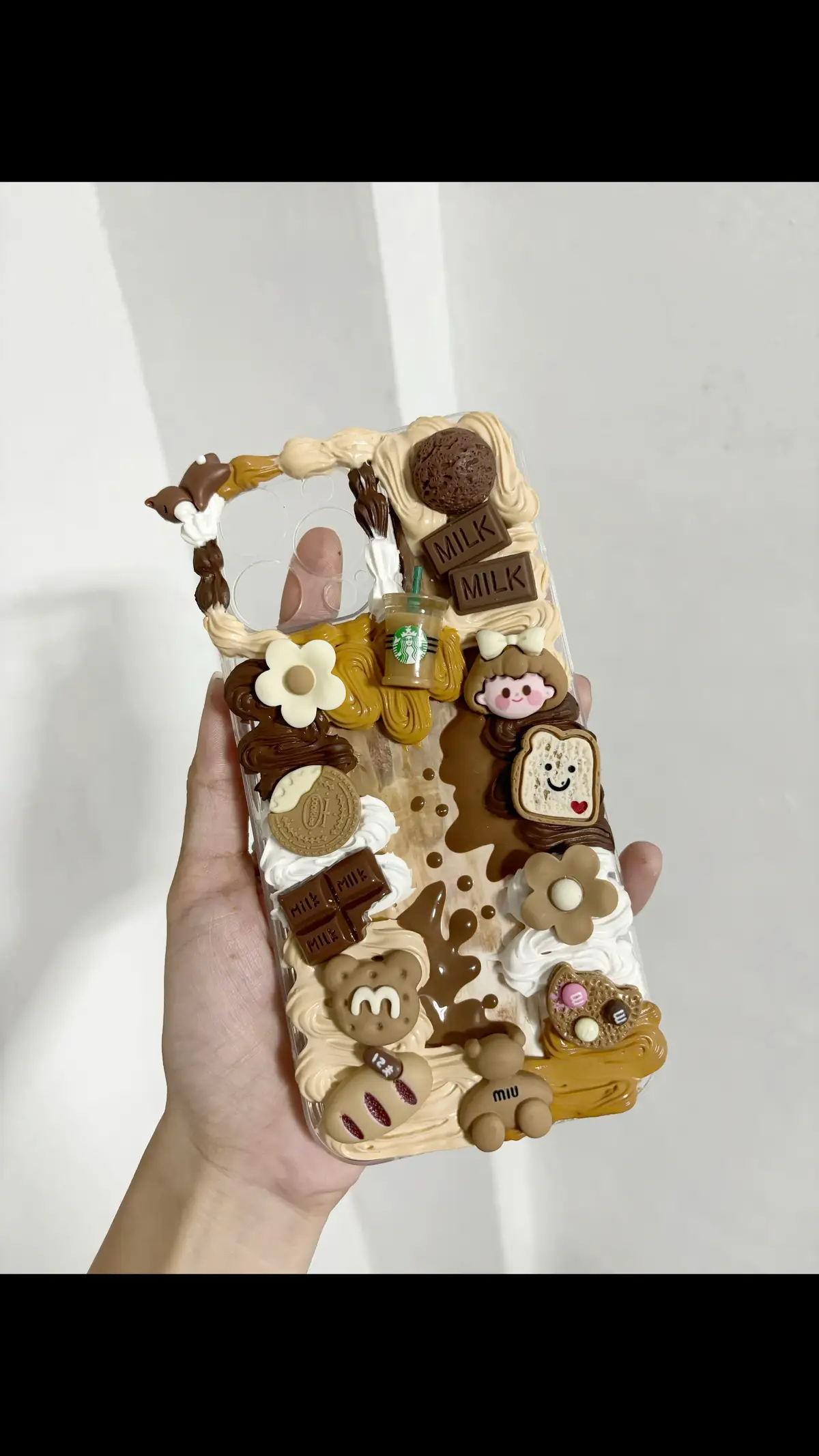 Brown series 🤎❤️#charms #decoden #decodenphonecase #phonecase #beads #art #craft #cute #customized #colorful #trend #trending #case #wow #theme #deco #girl #sweets #DIY #collection #design #tiktokphilippines 