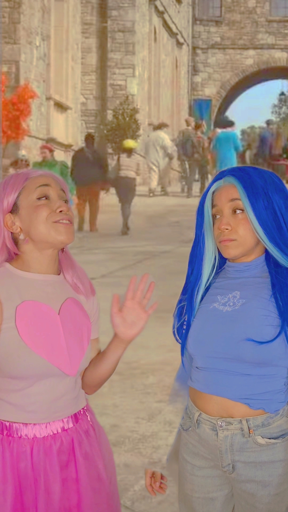 and they thought we wouldn't clock miss charming #descendants #disneydescendants #disneyplus #dcom @Disney+ 