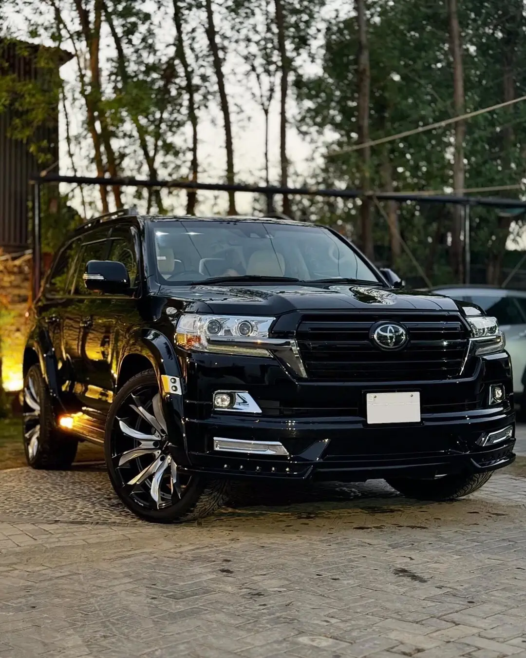 Toyota Land cruiser  Variant: AX - WALD Model:2019 Mileage: 29000 Registration: Unregistered  Grade: 4.5 Import: Fresh • Sunroof • ADAS For queries & price 📞: 03099977771 Vehicles in veranda location: 📍: Google maps: https://maps.google.com/?q=31.454077,74.413826 Address:  Vehicles in veranda  Service lane main Ring road Near  HBFC society, karcher car wash Kk , Lahore #vehiclesinveranda #landcruiserprado #luxurycars #luxurycarsforsale #landcruiser #lc200 #vehicles #luxurycaraforsale #v8 #mercedesbenz #landcruiserprado #diesel #4x4 #vivverandavehicles