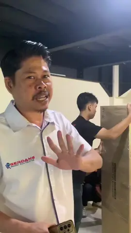 Alhamdulilah paketan sudah mendarat dengan sempurna... Apa yaa kira -kira isinya.  ....... . . Lakukan reservasi sekarang juga di bawah ini . Contact Person : Serdang Auto Solution +62 813-1669-6860 . . Come and visit our Workshop at:  📍Jl. Serdang Baru XIII No. 5, RT17/5, Serdang, Kec. Kemayoran Kota Jakarta Pusat, DKI Jakarta 10650 . . . #hondabrio #hondamobilio #repairairbag #repairmejadashboard #repairairbag #repairairbagfullset #recondisiairbag #recondisiairbagfullset #repairairbagjakarta #repairairbagpecah #serviceairbag #serviceairbagfullset #airbagekonomis #airbagmurah #airbagcopotan #airbaglelangan #bengkelbodyrepairdepok #bengkelbodyrepairjakarta #bengkelbodyrepairtangerang