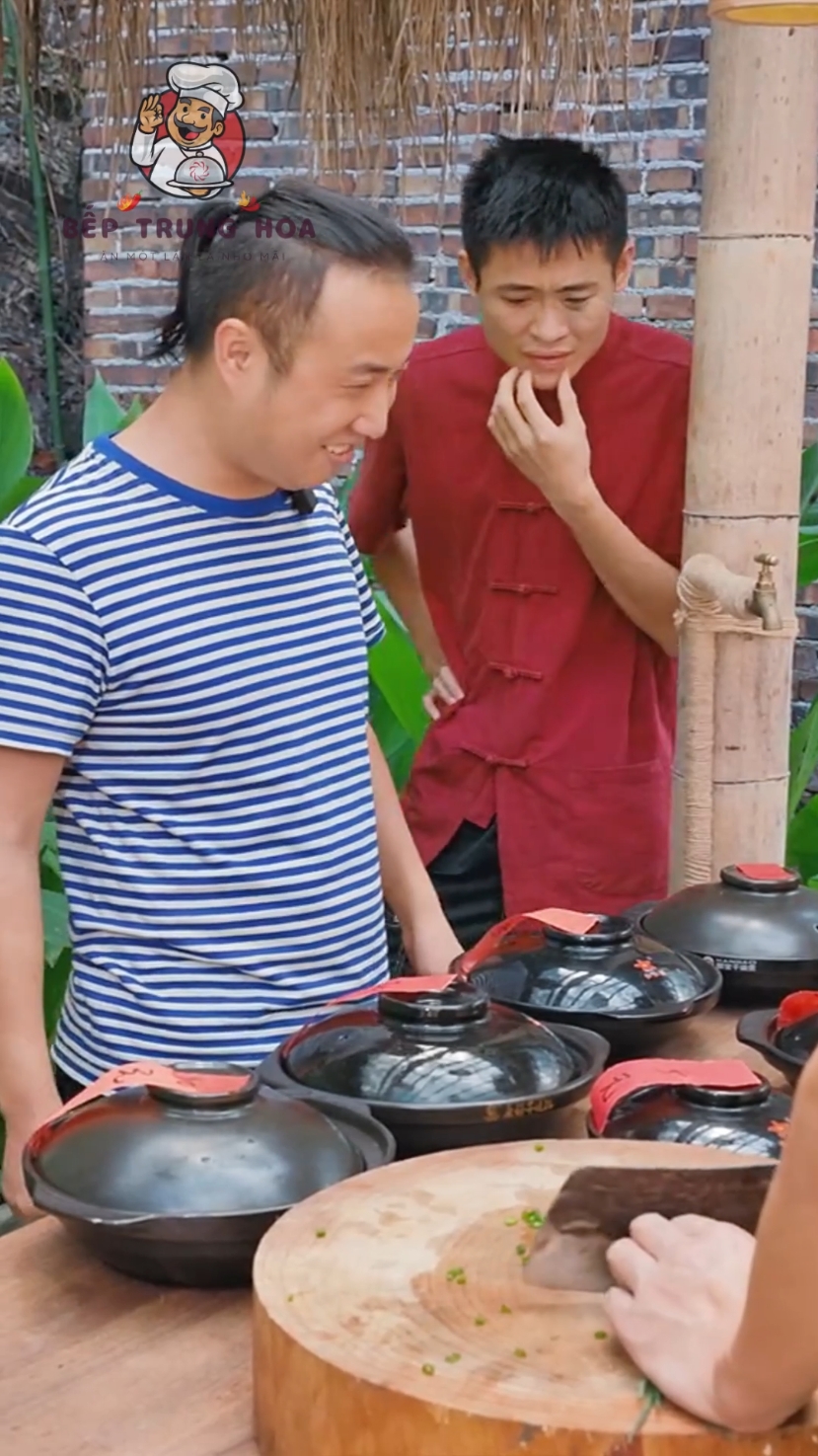 Bếp Trung Hoa - Ớt Chưng Hồ Nam (P.369) Đặt mua ớt chưng Hồ Nam ở dưới phần bình luận hoặc trong giỏ hàng ạ #beptrunghoa #otchunghonam #doancay #doantrungquoc #amthuctiktok #ancungtiktok #xuhuong #Foodie #cooking