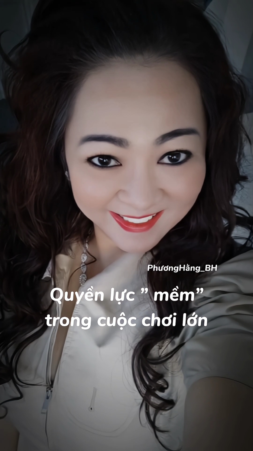 Ceo Nguyễn Phương Hằng : Quyền lực ” mềm” trong cuộc chơi lớn #dainam #xuhuong #nguyenphuonghang 