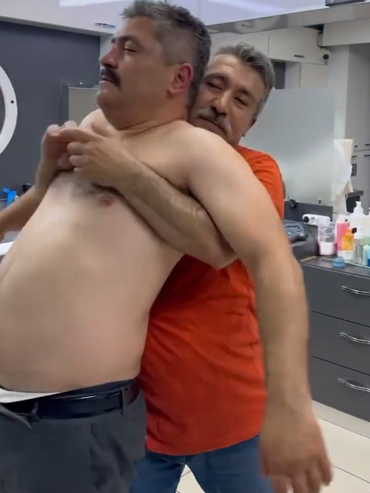 Best Masaz EVER!!!  #gaydaddies #gaybear #gaybeard #gayoldermen #silverdaddies #Chub #Daddy #beardaddy #maturemen #maturedaddy #gaydaddies #gaymen #maturman #oldermen