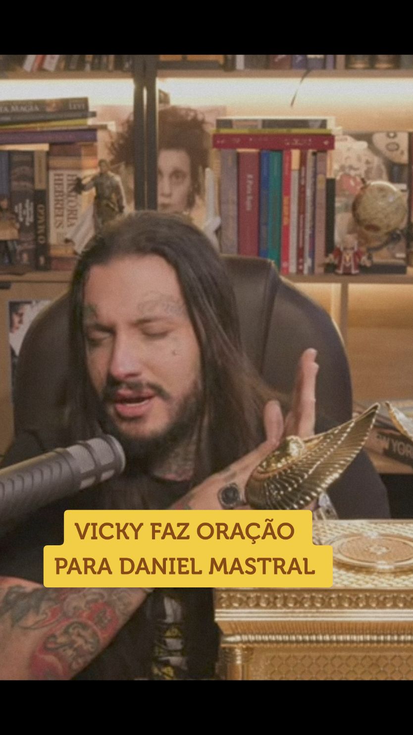 A oração de VICKY ao Mastral 🙏🏽 #Oracao #painosso #grego #hebraico #crentes #agradecimento 