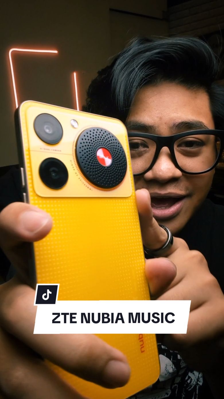 The Nubia Music powered by ZTE is definitely the phone for music lovers. #zte #nubia #nubiamusic #phone #smartphone #tech #techtok #review #geektalkph #geektalktech @ztephilippines @nubiaphilippines 