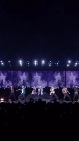 BTS - Let Go / 2019 BTS 5TH MUSTER [MAGIC SHOP] #BTS #방탄소년단 #LetGo #letgobts #5thmusterbts #5thmuster #MagicShop #army #armybts 